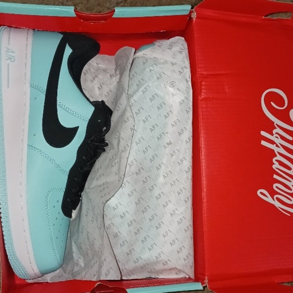 Tiffany friends & family af1 nike must sell!!